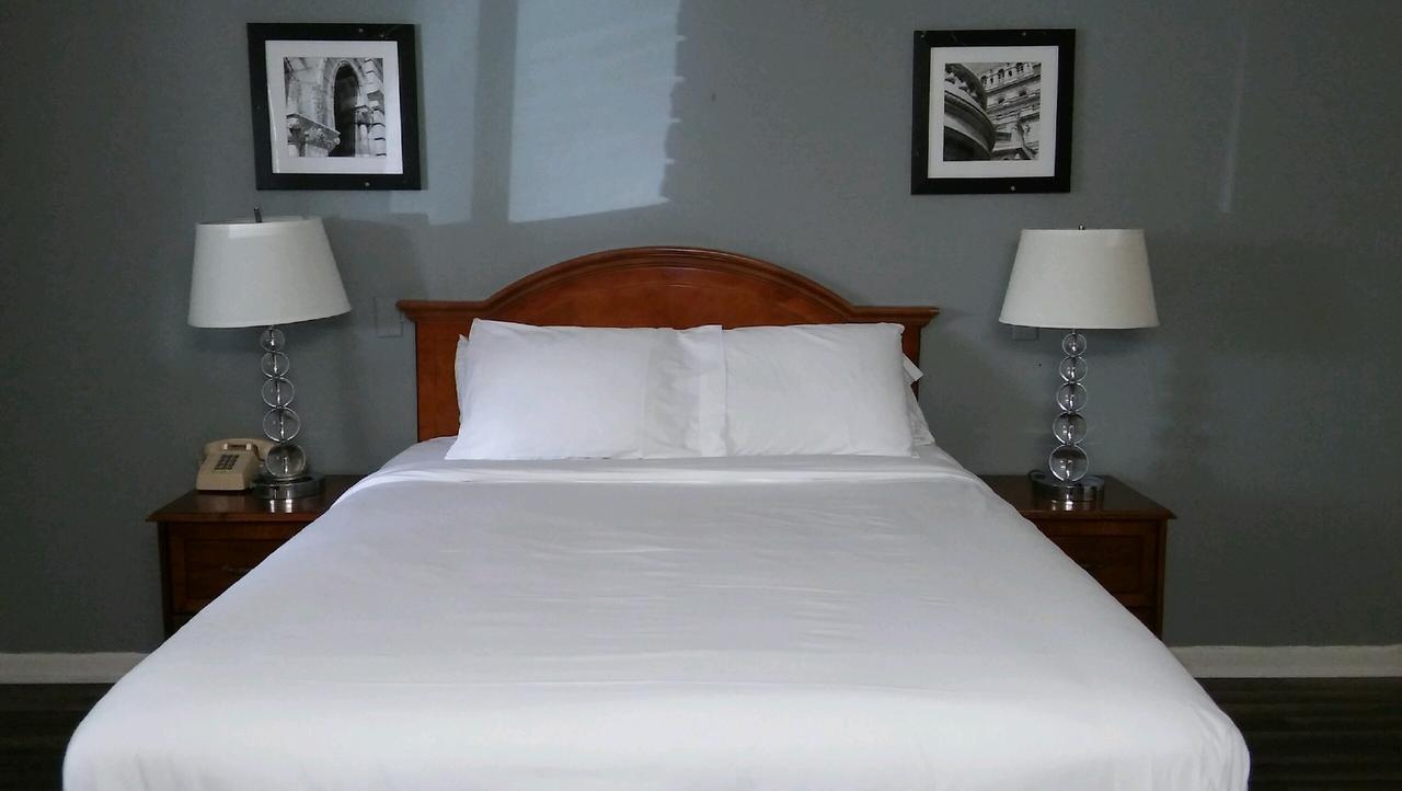 لا غرانغ The Oak Motel المظهر الخارجي الصورة