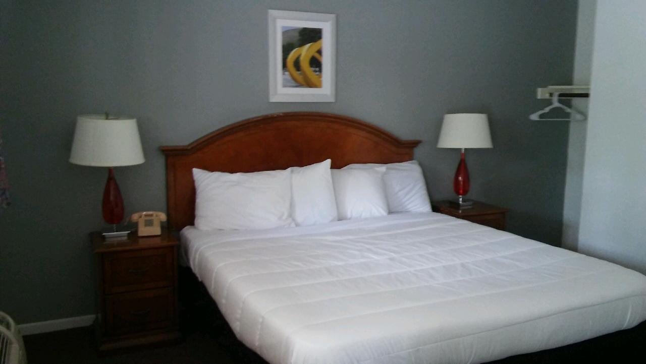 لا غرانغ The Oak Motel المظهر الخارجي الصورة