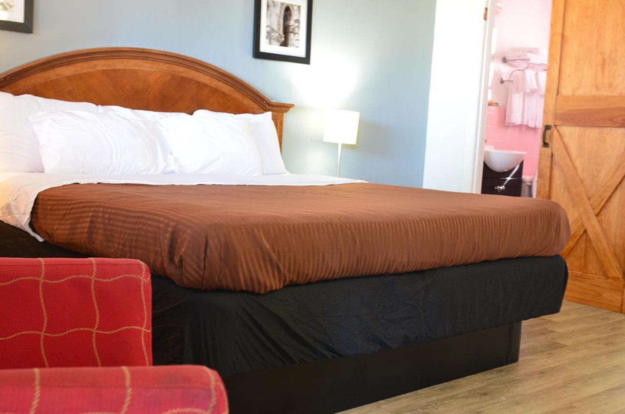 لا غرانغ The Oak Motel المظهر الخارجي الصورة